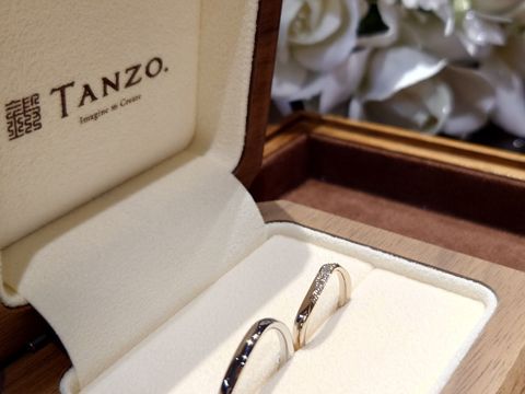 【TANZO.(鍛造指輪)の口コミ】 イメージをスタッフの方に相談しながらデザインを決めたので、自分たちら…