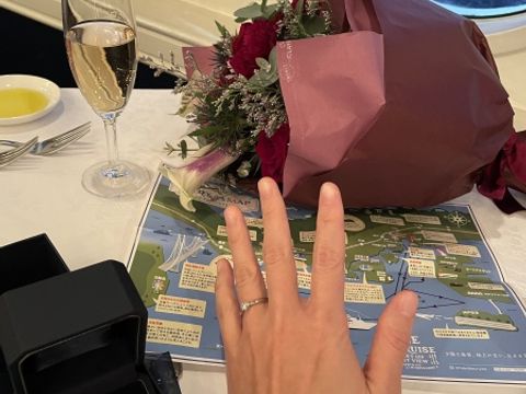 【銀座ダイヤモンドシライシの口コミ】 夫が私に似合うデザインをと選んでくれたのですが、本当に私のイメージに…