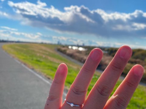 【アンジェリックフォセッテ(Angelique Fossette)の口コミ】 普段アクセサリーを身につける事がないのですが、リングが細いのでつけて…