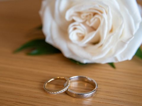 【和光ブライダルブティックギンザの口コミ】 ハーフエタニティの指輪でダイヤが付いているが、結婚指輪でずっと付けて…