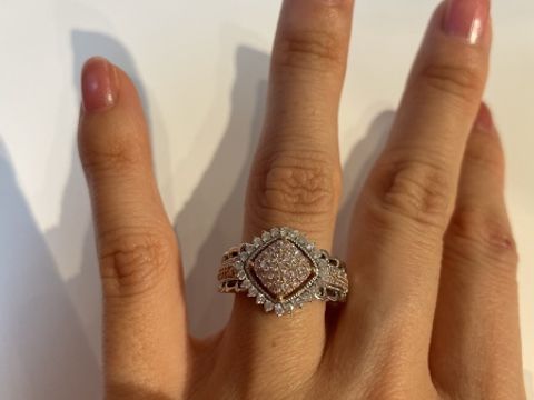 【GSTVの口コミ】 ピンクダイヤモンド＆ダイヤです。ピンクダイヤモンド約０．３６ｃｔ、ダ…