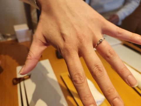 【アイプリモ(I-PRIMO)の口コミ】 ハンド診断で自分の手に合ったものにしました。
普段の服装や手や指の形な…