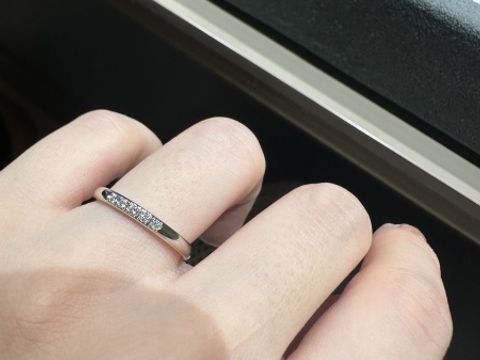 【ラザール ダイヤモンド(LAZARE DIAMOND)の口コミ】 最初はミル打ちの指輪で検討しておりましたが、世界三大ダイヤモンドカッ…