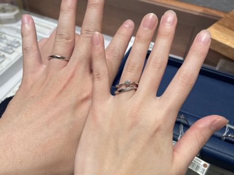 【銀座ダイヤモンドシライシの口コミ】 やや太めでダイヤの存在感が際立ちます。ウェーブもきつすぎず緩すぎずで…