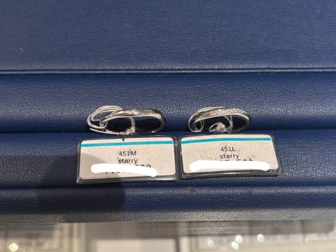 【銀座ダイヤモンドシライシの口コミ】 指が綺麗に見えるデザインです。ダイヤモンドが上品な輝き方をしているの…