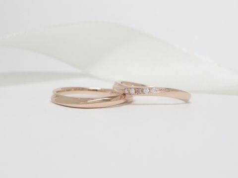 【LEGAN(レガン)の口コミ】 シンプルなデザインを探してこの指輪にしました。指輪のカラーも数種類あ…