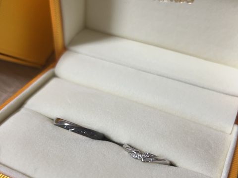 【ケイウノ ブライダル(K.UNO BRIDAL)の口コミ】 色々な指輪を試着しましたが、やはりキラキラしてる物が素敵だなと思い選…