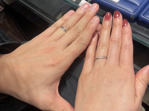 【銀座ダイヤモンドシライシの口コミ】 指輪のデザインは店舗にある中で一番自分が好きなデザインを選ばせていた…