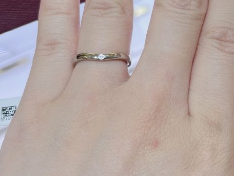 【カルティエ(Cartier)の口コミ】 憧れのブランドだったためです。その中でもこちらの指輪は、シンプルで可…