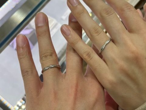 【STAR JEWELRY(スタージュエリー)の口コミ】 キラキラ輝くデザインや、かわいいとキュンとするものが多かったです。ツ…