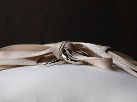 【ティファニー(Tiffany & Co.)の口コミ】 ダイヤモンドがついていない、シンプルなデザインです。色や幅の長さ、ダ…