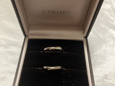【アイプリモ(I-PRIMO)の口コミ】 プラチナのリングにゴールドのラインが入っていて、とてもエレガントです…