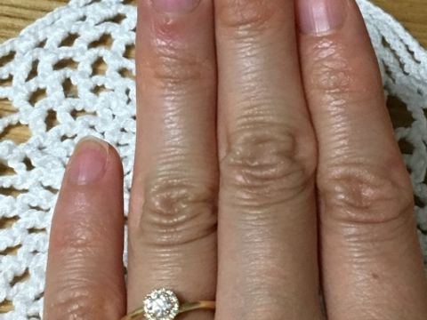 【STAR JEWELRY(スタージュエリー)の口コミ】 決め手となったのは、デザインとお店です。
デザインに関しては、まず、リ…