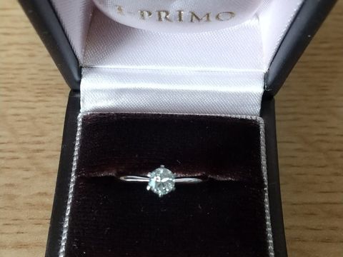 【アイプリモ(I-PRIMO)の口コミ】 シリウスという指輪で、私が見た指輪の中では一番シンプルなデザインでし…