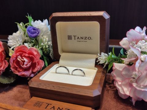【TANZO.(鍛造指輪)の口コミ】 自分達のオリジナルデザインを考えてもらいました！世界で2人だけの指輪と…