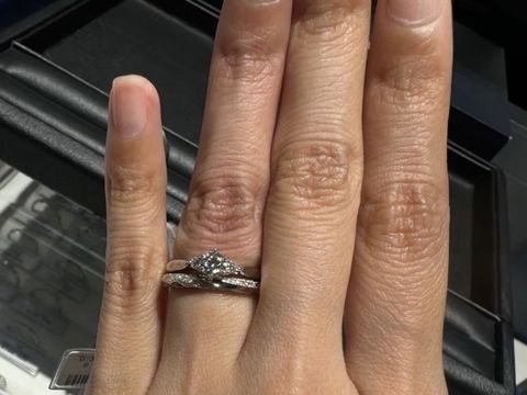 【エクセルコダイヤモンド(EXELCO DIAMOND)の口コミ】 指輪の名前に意味が込められていて、その意味がとてもすてきだと思いまし…