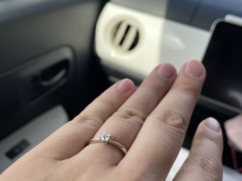 【アイプリモ(I-PRIMO)の口コミ】 指が長く、小指の水かきが下がっているタイプの手なので、ウェーブがオス…