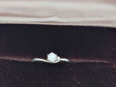 【アイプリモ(I-PRIMO)の口コミ】 旦那が、初めに購入検討していた指輪は無く似たデザインと商品のコンセプ…