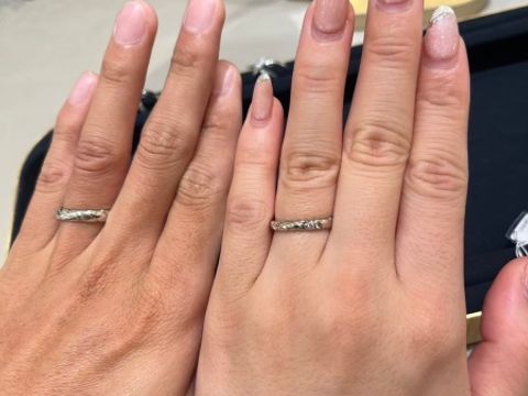 【ショーメ(CHAUMET)の口コミ】 人と被らないようなデザインを探していたので、トルサードに出会ったとき…