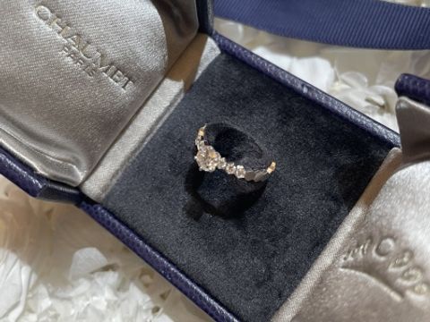 【ショーメ(CHAUMET)の口コミ】 皇室を象徴する幾何学的なハニカムシェイプがとても可愛らしいです。ハニ…