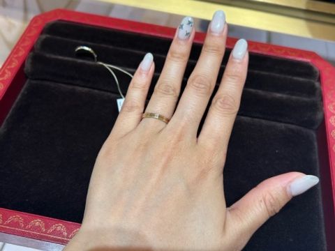 【カルティエ(Cartier)の口コミ】 カルティエのルイカルティエヴァンドームリングを試着いたしました。ホワ…
