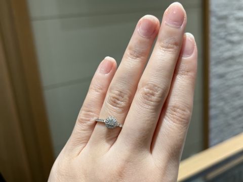 【NINA RICCI(ニナリッチ)の口コミ】 とにかく高級感があり、ショーウィンドウの中でダイヤモンドが輝いていま…