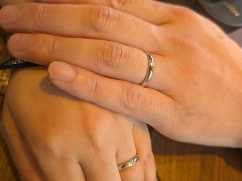 【ハリー・ウィンストン(Harry Winston)の口コミ】 シンプルなストレートで年齢的にも細すぎないものを希望していました。
私…