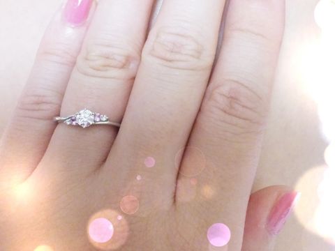 【Mariage ent(マリアージュエント)の口コミ】 アーム部分の幅が非常に華奢で、それが3～4号サイズの小さな自分の指には…