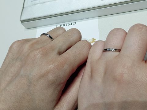【アイプリモ(I-PRIMO)の口コミ】 ストレートでダイヤモンドも1個というシンプルなデザイン。ただしマット加…