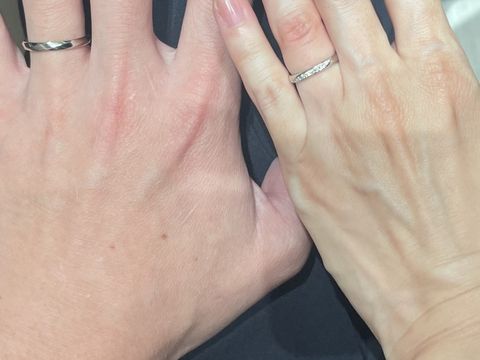 【ラザール ダイヤモンド(LAZARE DIAMOND)の口コミ】 シンプルだけど、ゴージャスな感じで気に入りました。ダイヤのカットにこ…