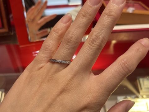 【TRECENTI(トレセンテ)の口コミ】 エタニティリングの数は少なかったのですが、その中でリング幅も太すぎず…