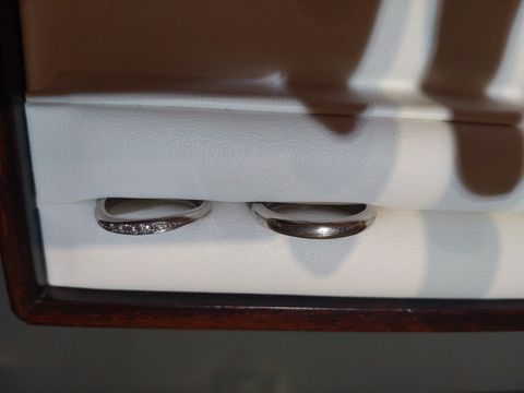 【杢目金屋(もくめがねや)の口コミ】 木目模様が気に入ったので、木目模様が際立つデザインを選びました。平ら…