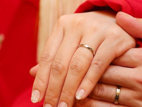 【ブシュロン(BOUCHERON)の口コミ】 元々は婚約兼結婚指輪としてエタニティリングのみ購入予定でしたが、色々…