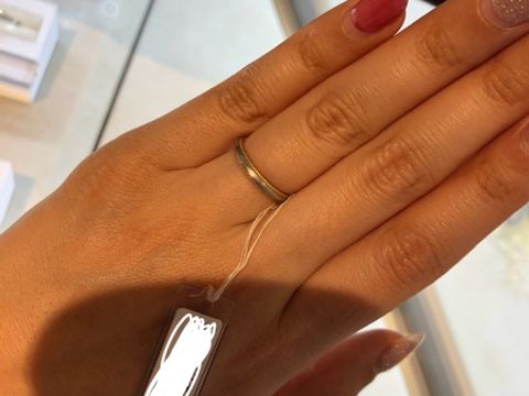 【ENUOVE(イノーヴェ)の口コミ】 上下がゴールドのコンビネーションリングを探していたので、デザインはぴ…