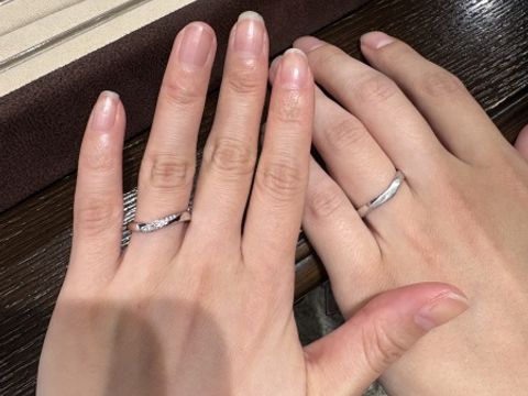 【TANZO.(鍛造指輪)の口コミ】 恋ぞつもりて、という商品で
こだわりの強い彼が最初に見た時からかなり気…