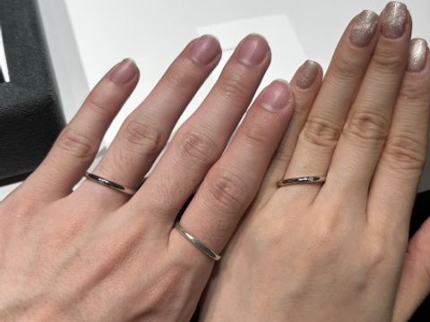 【ラザール ダイヤモンド(LAZARE DIAMOND)の口コミ】 自分の骨格などからウェーブ系がいいかな〜と思いつつ様々な形状を試着し…