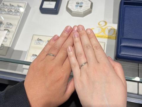 【銀座ダイヤモンドシライシの口コミ】 とにかく普段使いの為にシンプルで使い心地の良い指輪を探していました。…
