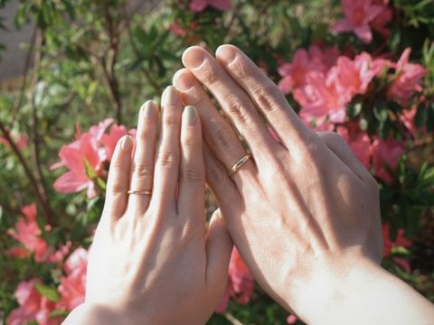 【NIESSING(ニーシング)の口コミ】 このリングは一見シンプルですが、シルバーとゴールドの色味がかなり豊富…