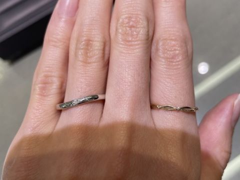 【アイプリモ(I-PRIMO)の口コミ】 結婚指輪の希望のイメージなどが特になかったため、婚約指輪を購入したア…