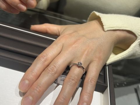 【アイプリモ(I-PRIMO)の口コミ】 デザインが豊富で気に入ったものが必ず見つかると思います。気に入った指…