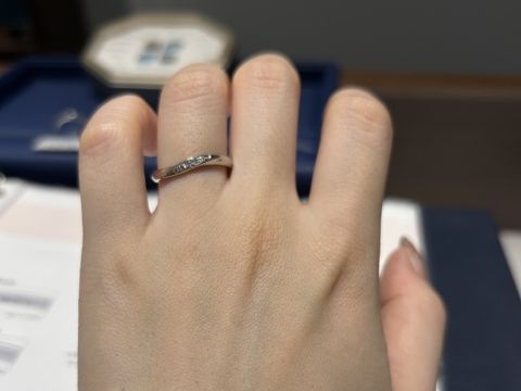【銀座ダイヤモンドシライシの口コミ】 つけた時のひっかかりのなさ・ピッタリ感がとても良かった！シンプルでこ…