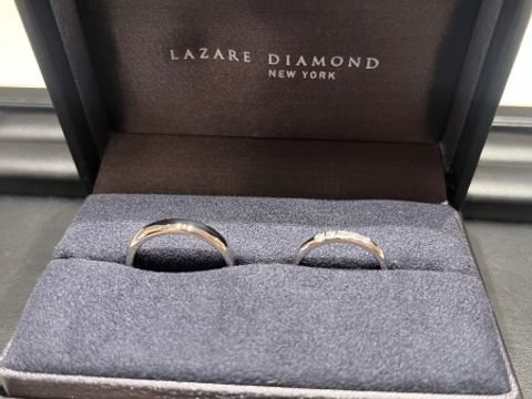 【ラザール ダイヤモンド(LAZARE DIAMOND)の口コミ】 ・シンプルなデザインかつ洗練されたデザインで、石の数も選べて、一つの…