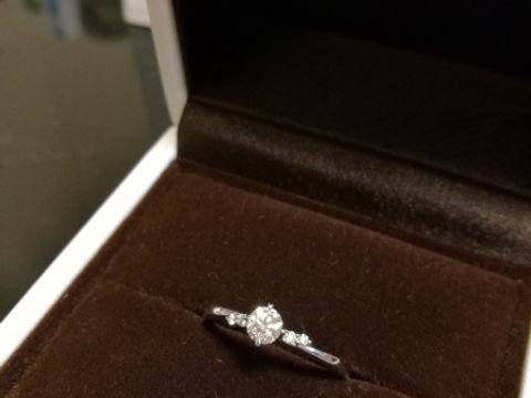 【アイプリモ(I-PRIMO)の口コミ】 指に馴染んでしっくりきたことと、商品名サジッタが11月の星座ということ…