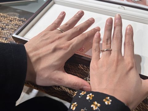 【杢目金屋(もくめがねや)の口コミ】 他にはない「木目調の模様」が本当に美しくて、試着した瞬間に“これ…