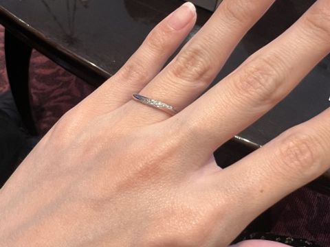 【ケイウノ ブライダル(K.UNO BRIDAL)の口コミ】 試着で一番印象的だったのは、その場でデザイナーさんが同席して、私たち…