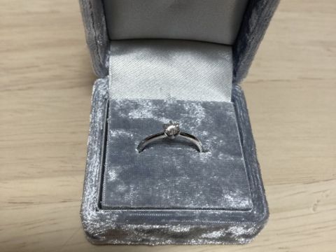 【COCCO(コッコ)の口コミ】 目立ちすぎないものがよく、リングが太すぎないのも良かったです。結婚指…