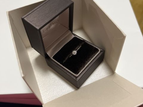 【アイプリモ(I-PRIMO)の口コミ】 シンプルなデザインでかわいいです。ダイヤモンドの品質も良く、永く安心…