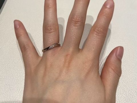 【アイプリモ(I-PRIMO)の口コミ】 パーソナルハンド診断をしてもらい、自分の指に合った、緩やかなウェーブ…