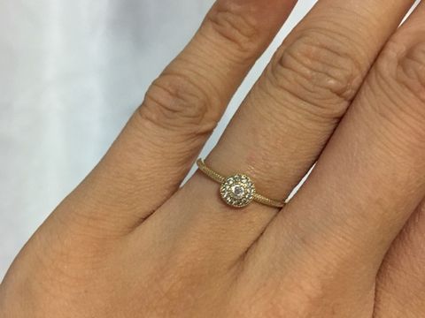 【SIENAROSE(シエナロゼ)の口コミ】 安い買い物ではないので、普段から付けられ、カジュアルな服にもきちんと…