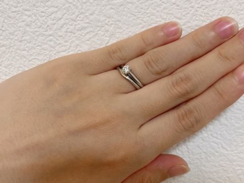 【カルティエ(Cartier)の口コミ】 シンプルでどの場面でも使いやすいと思いますわ、
人気のカルティエなので…